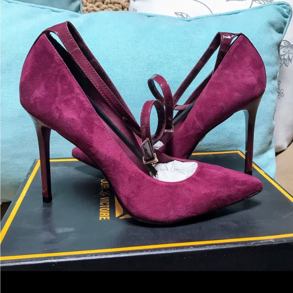NIB $250 Pour La Victoire Burgundy Suede/Patent Leather Heels-9.5 **(8.5/9)**